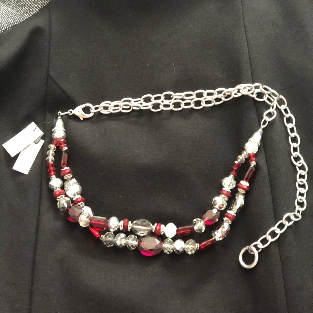 White House black market new chain belt